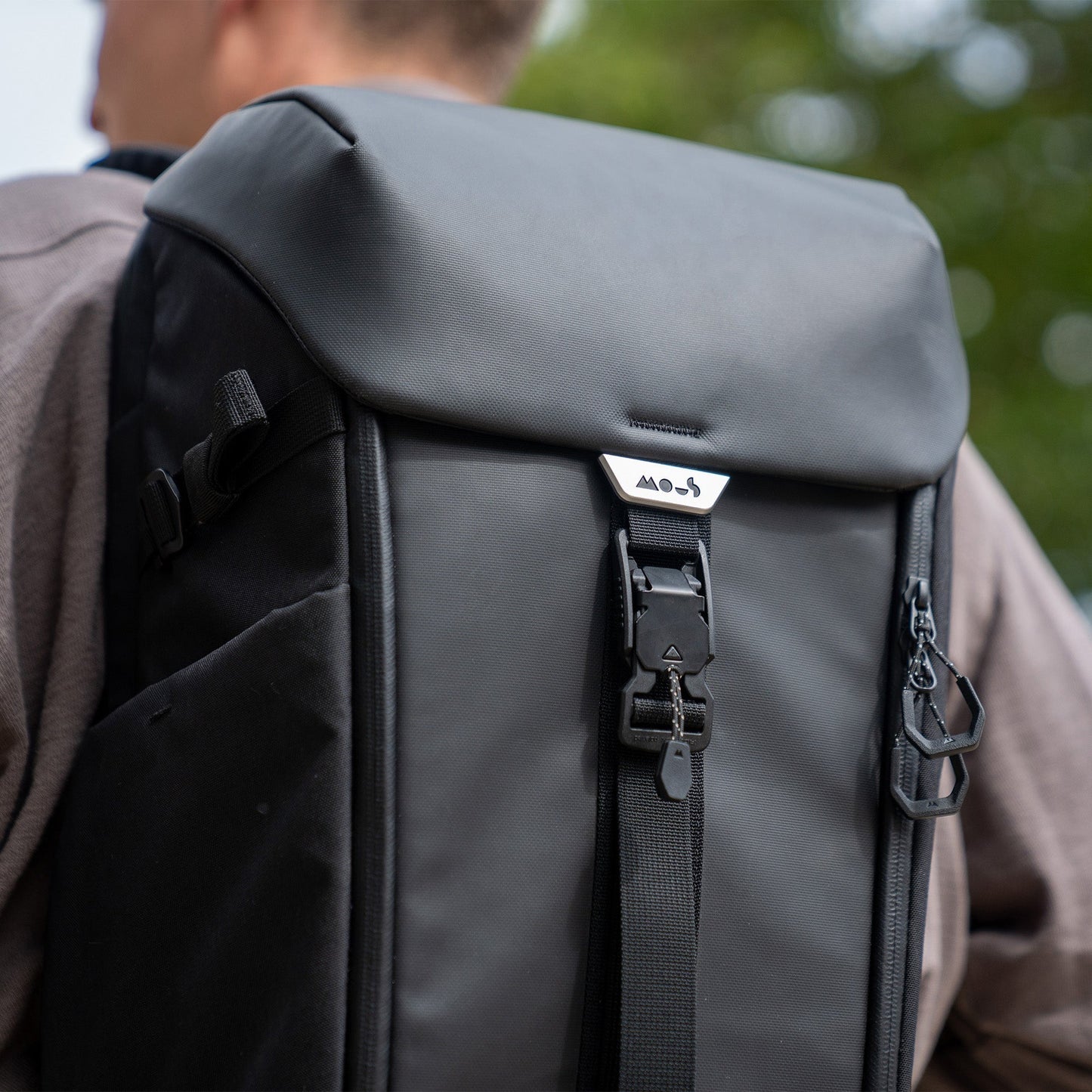 Extreme Commuter Backpack with Lid
